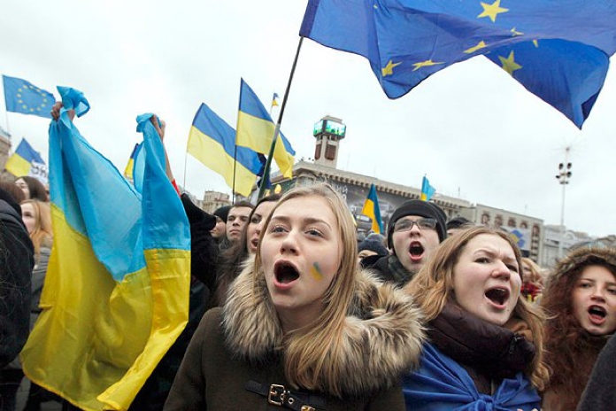 Украинцы неоднозначно отреагировали на угрозы «донецким сволочам» в Киеве