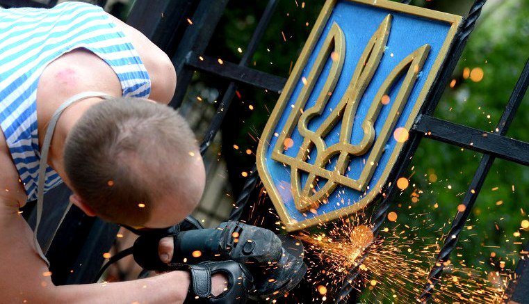 Ускользающий смысл исчезающей Украины