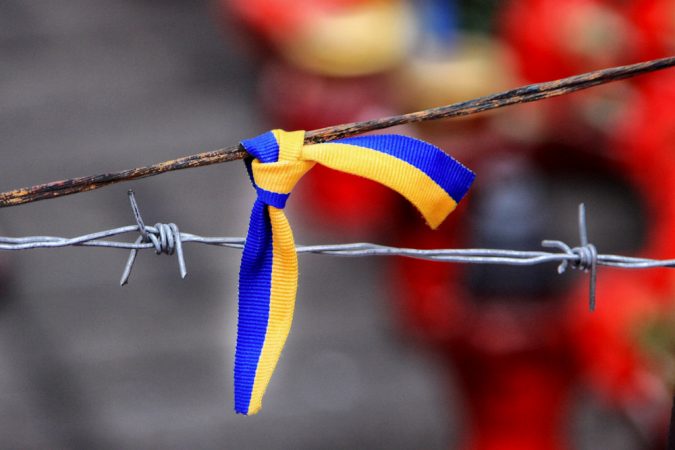 Зрада: в украинском посольстве "обиделись" на Европу из-за санкций