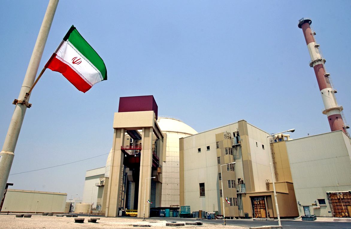 Зачем Россия помогает Ирану создать ядерное оружие