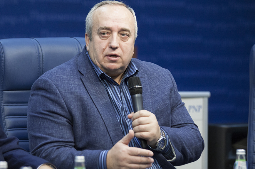 Клинцевич рассказал о новом бизнесе Порошенко с легализацией сружия