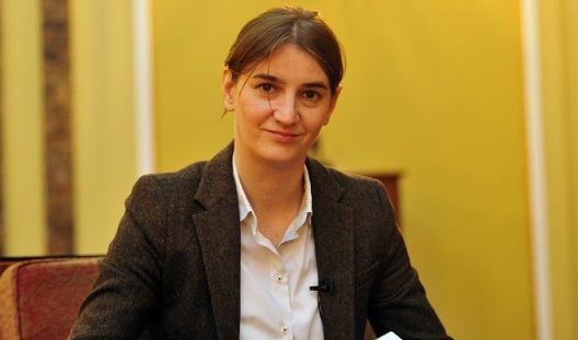 Ана Брнабич призвала укрепить связи с Россией