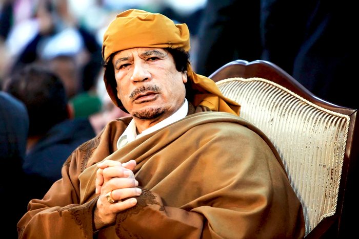 Европа со слезами на глазах вспоминает о Каддафи