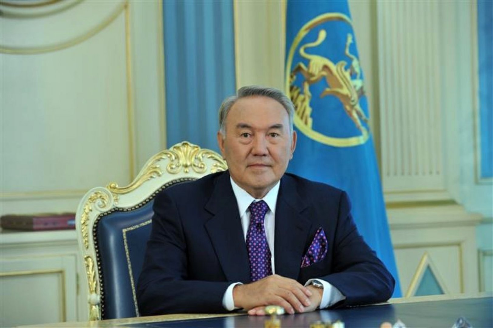 Назарбаев заявил о готовности содействовать переговорам России и Украины