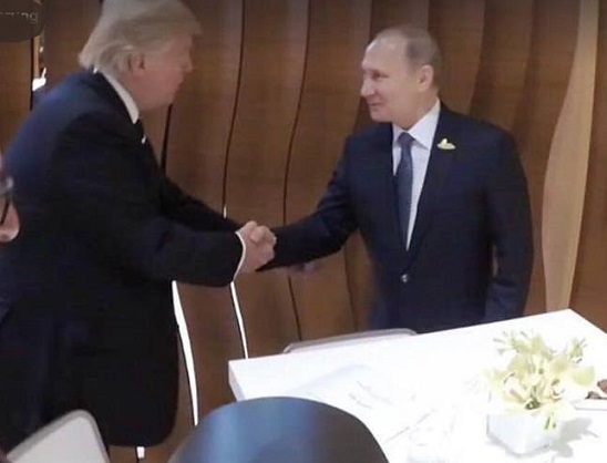 Рукопожатный Трамп – почему его ручканье с Путиным стало мировой сенсацией?