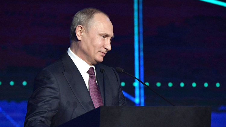 Путин пообещал упростить получение гражданства России для украинцев