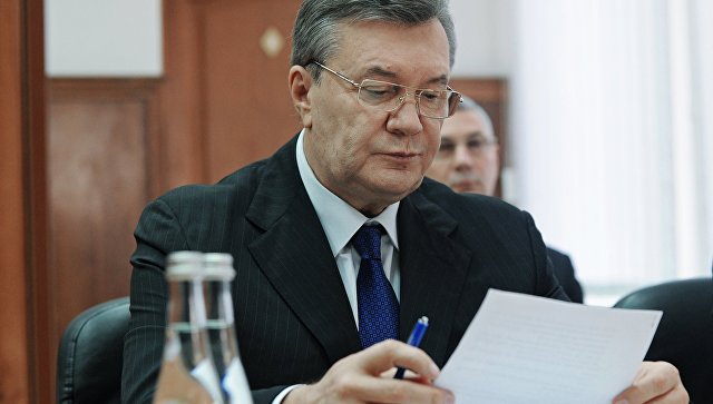 Янукович отказался участвовать в киевском суда