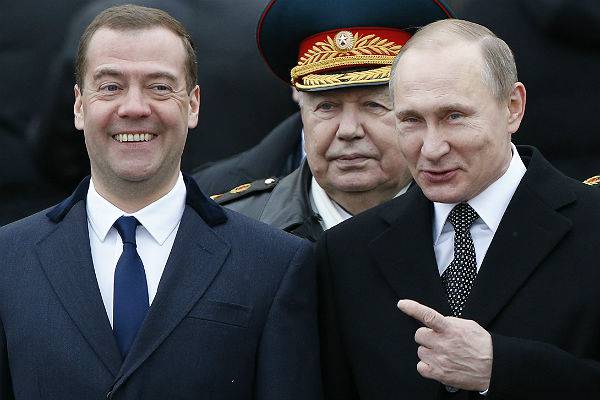 Путин-Медведев: «Тандем» снова дал трещину