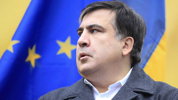 В Киеве требуют вернуть Саакашвили и отправить воевать в АТО