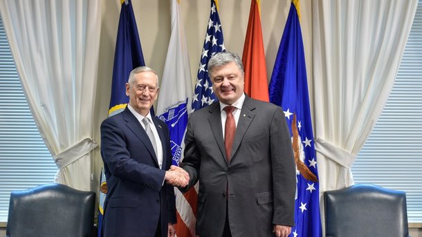 Неудачный расклад: Украина надеется на помощь США в возврате Крыма