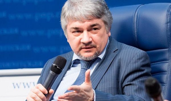 Ищенко: украинский режим начинает понимать, что война с РФ даёт ему шанс
