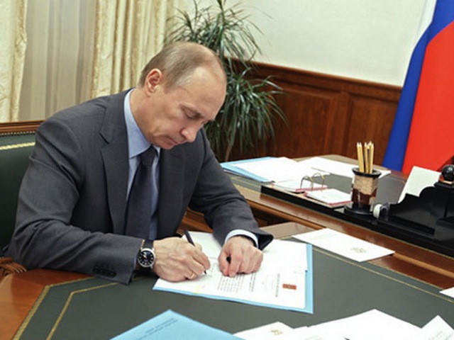 Попрощайтесь с «немытой Россией»: Путин избавится от украинских беженцев