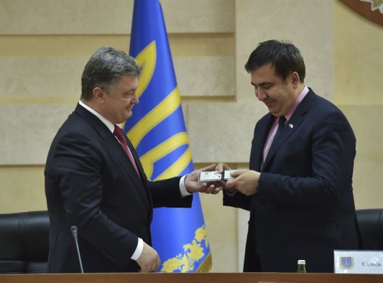 У Саакашвили есть компромат, который похоронит Порошенко