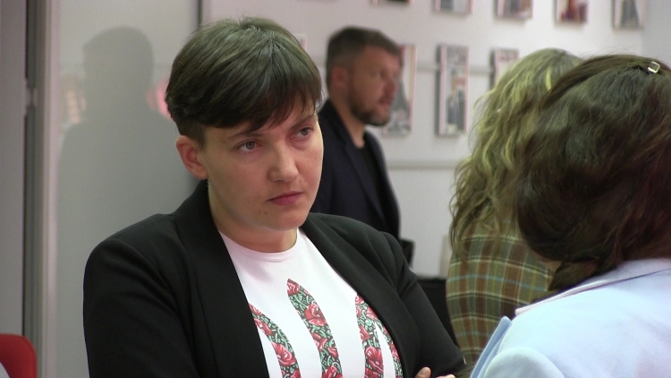 Савченко рассказала, как работала в «сексе по телефону»