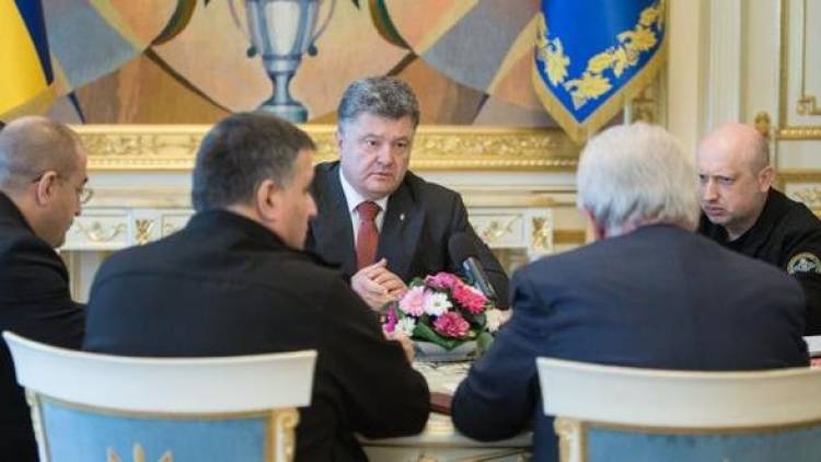 Многоходовочка Авакова и Порошенко: Тимошенко выбросят из игры