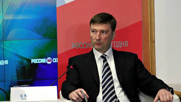 Заур Смирнов: Киев включил режим железного занавеса для Крыма