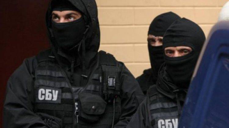 СБУ нагрянула в офис главного грантоедского ресурса Украины