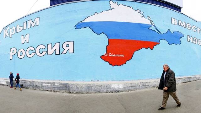 Запад де-факто признал Крым российским