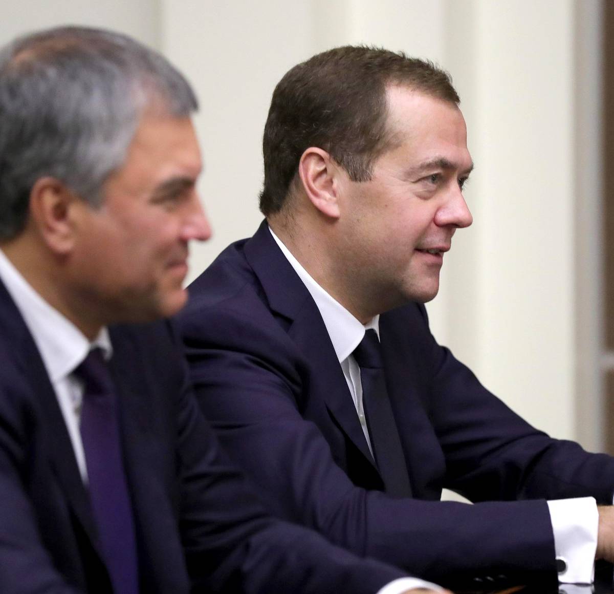 Медведев теряет власть?