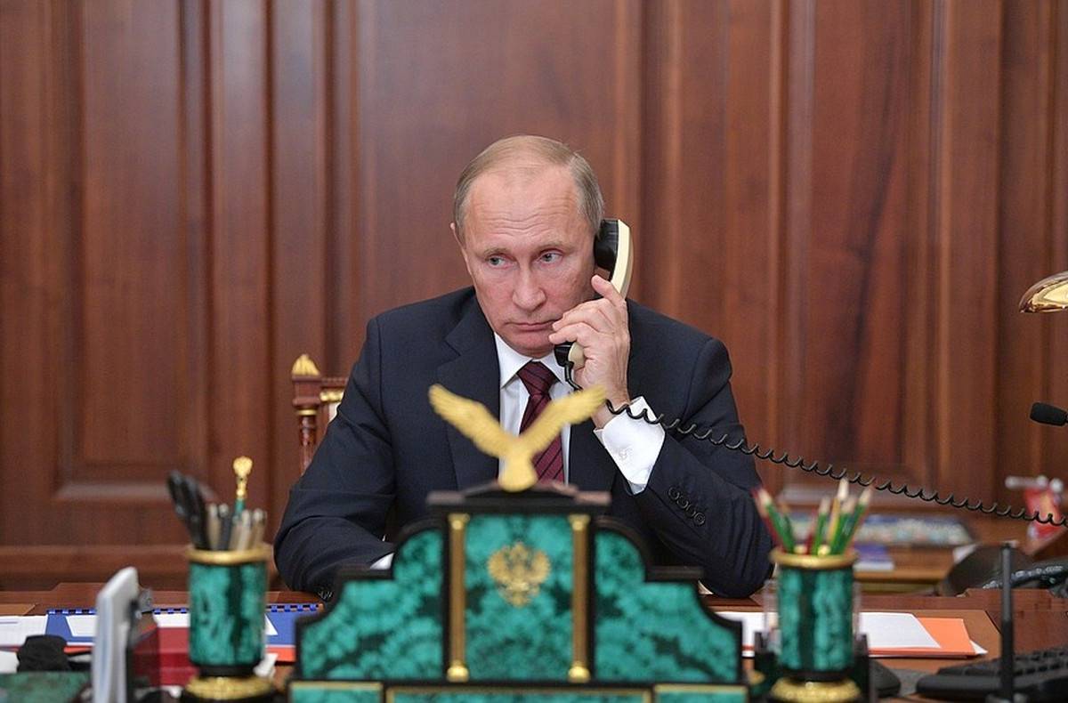 Неудобный звонок из Кремля