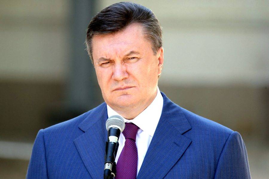 Почему четыре года назад Янукович резко нажал на тормоза?