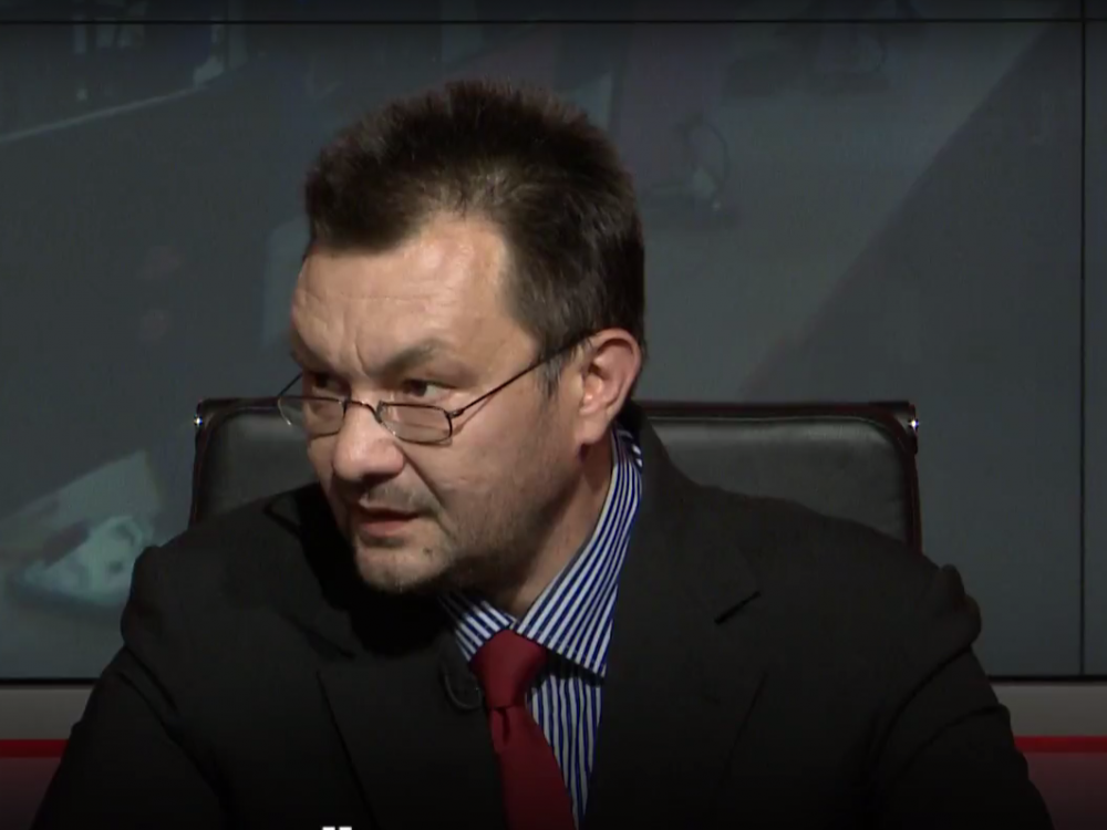 Известный телеведущий Украины Вячеслав Пиховшек пустил слезу в прямом эфире