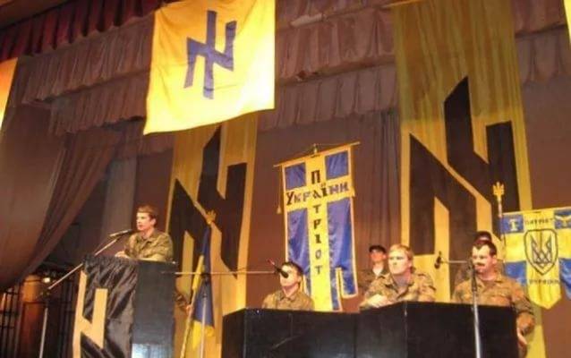 Штурмовики-нацисты – новая украинская власть