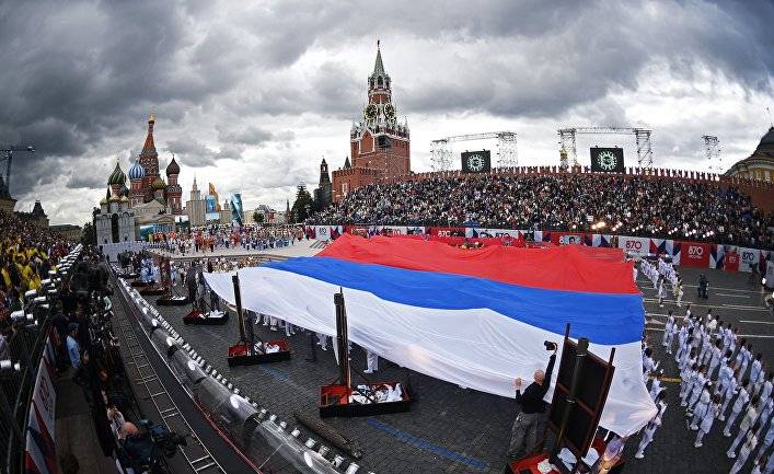 Россия осваивает новые для себя формы патриотизма