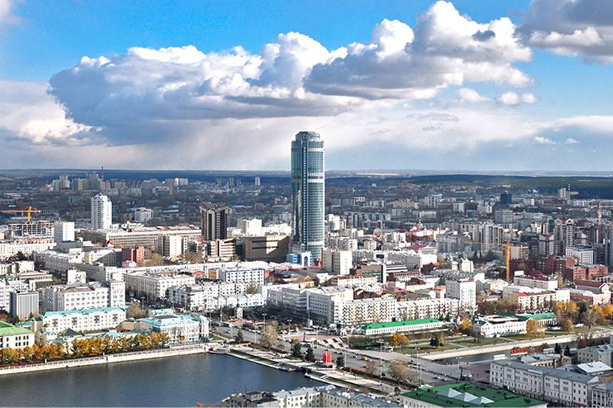 Исторический день: как в Екатеринбурге поменяли власть