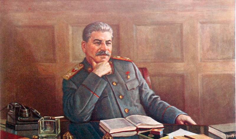 Сталинский карнавал: творец русских-советских мемов