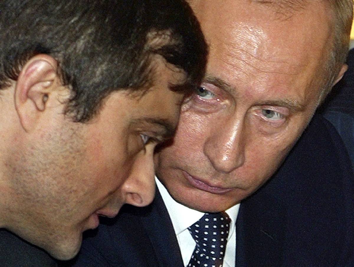 Про Глубинный народ, государство Путина и ошибку Суркова