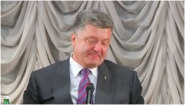 Ради Президенства Порошенко сам стал комиком и превзошел Зеленского