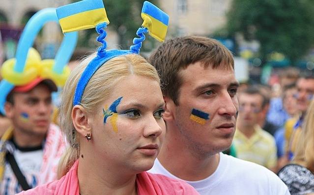 Киевляне высказались о проведении телемоста между Украиной и РФ