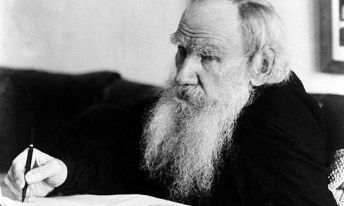 Лев Толстой умер – а власть, разоблаченная им беспощадно, по сей день жива