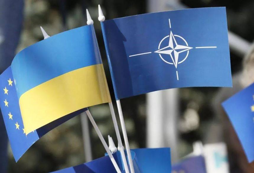 Визит делегации НАТО в Киев: Альянс мог послать России сигнал