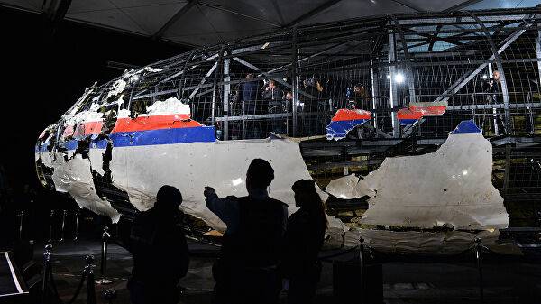 Расследование крушения «Боинга» MH17: РФ извлечет выгоду из фарсового суда