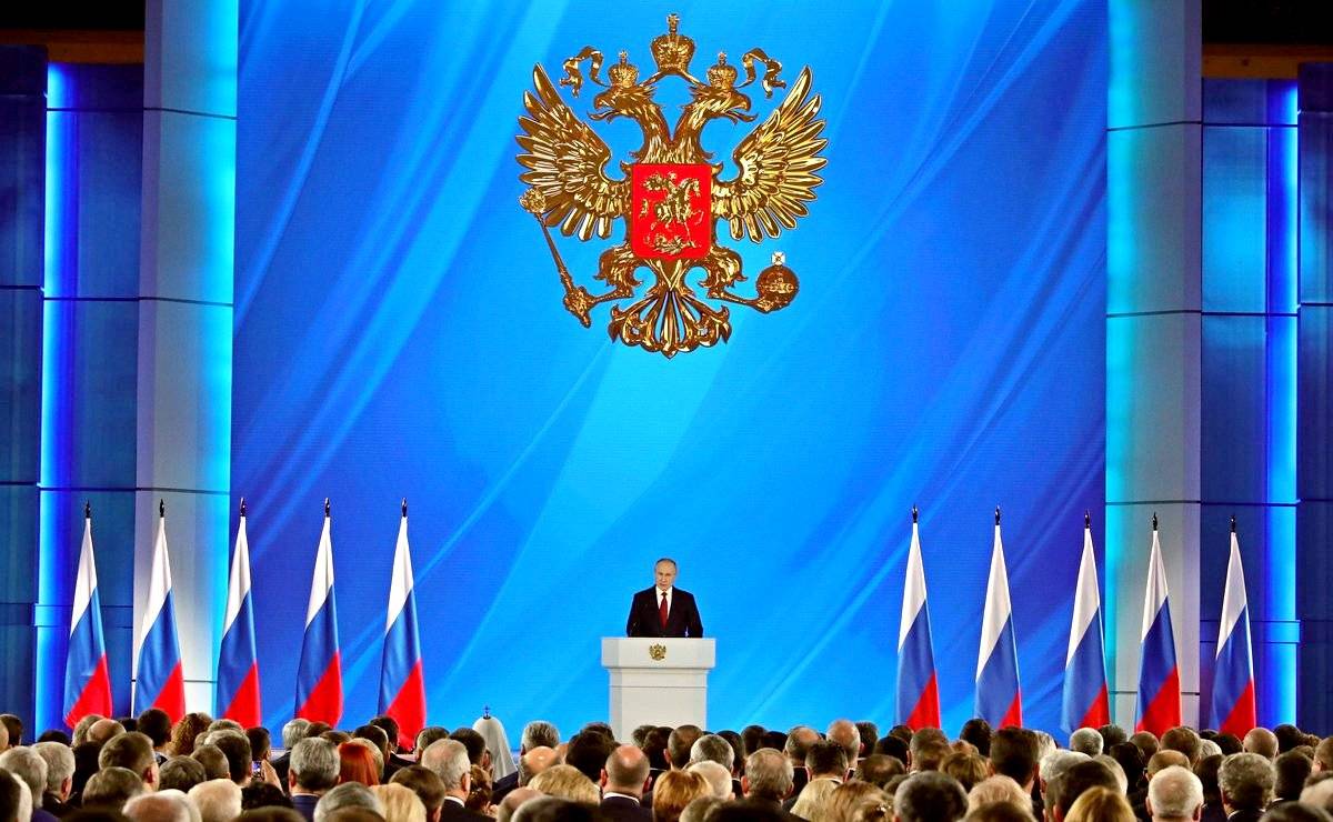 Эксперт о нацпроектах и Путине: Россию ждут проблемы на «домашнем фронте»