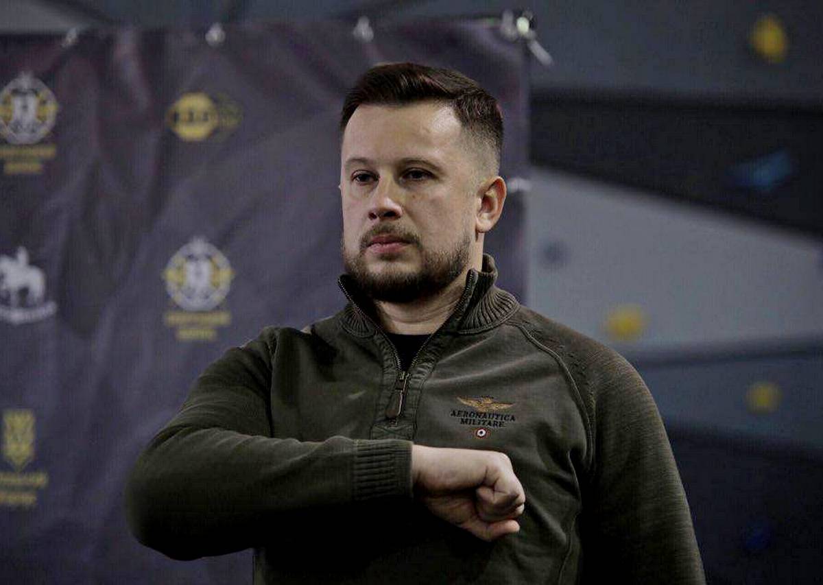 Билецкий потребовал посадить в тюрьму Зеленского и Сивохо из-за Донбасса