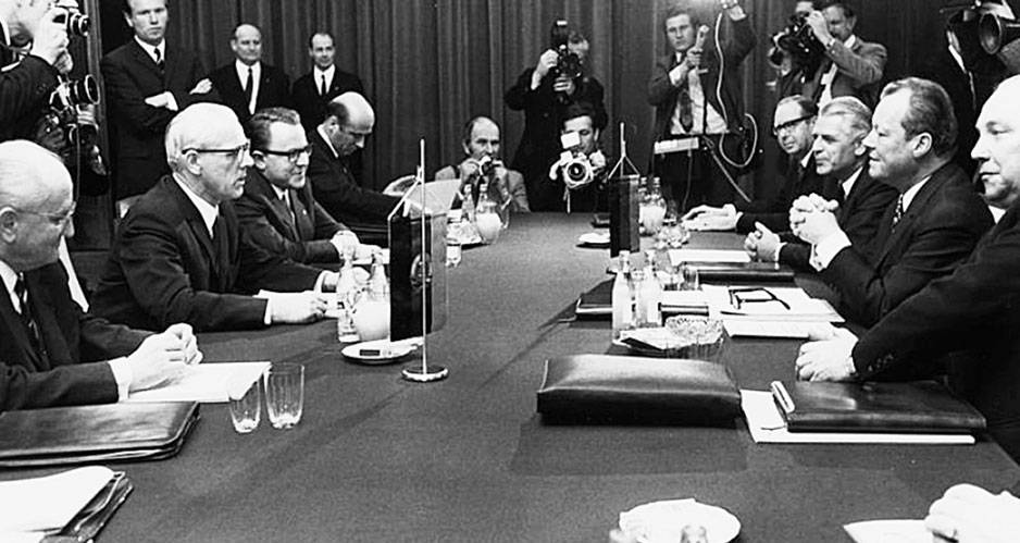 Как ФРГ впервые признала легитимность ГДР