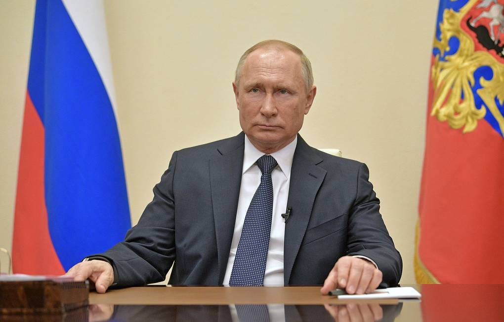 Путин пожаловался на усложняющуюся ситуацию с вирусом в Москве