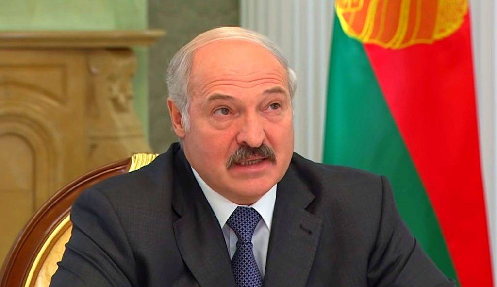 Риск возникновения мирового заговора из-за коронавируса беспокоит Лукашенко
