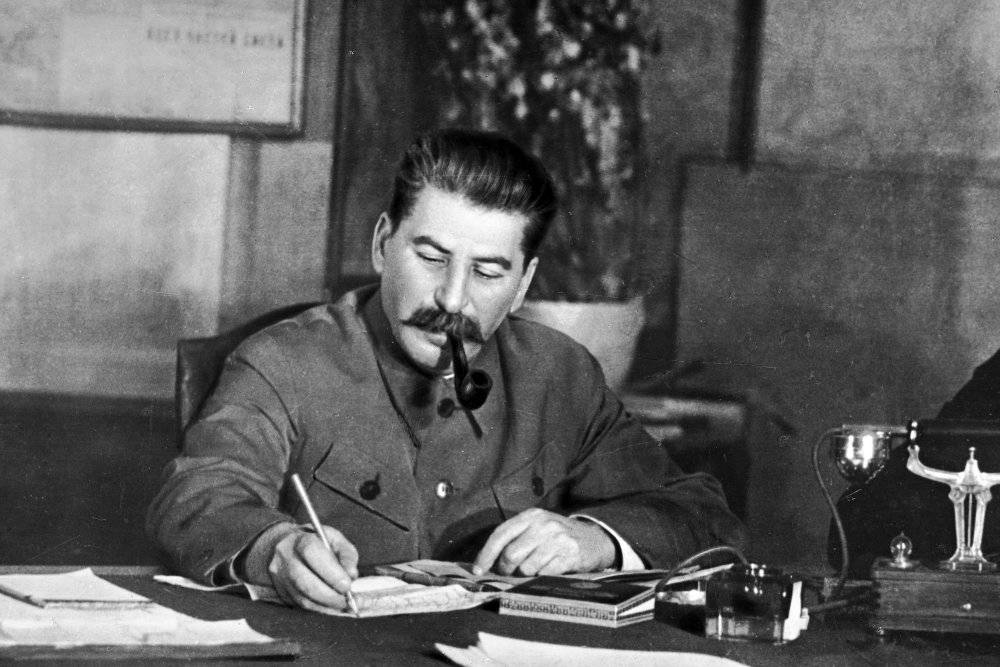 В NYT задались вопросом, почему в России растёт популярность Сталина