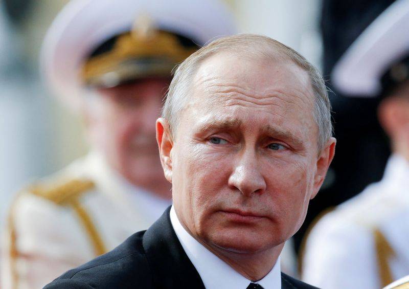 Коронавирус сорвал триумф Путина