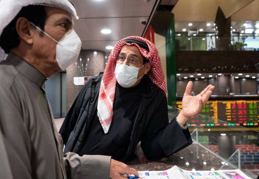 Не носите маску, сядете в тюрьму: как Кувейт и Катар борются с COVID-19