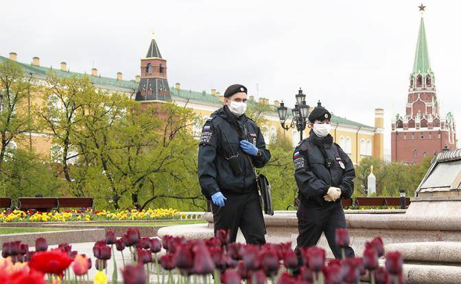 О происходящем внутри кремлёвских кабинетов в период пандемии