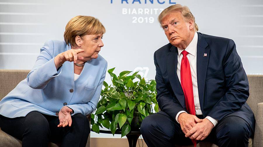 А Трамп-то "голый": Германия примеряет на себе железную корону Европы