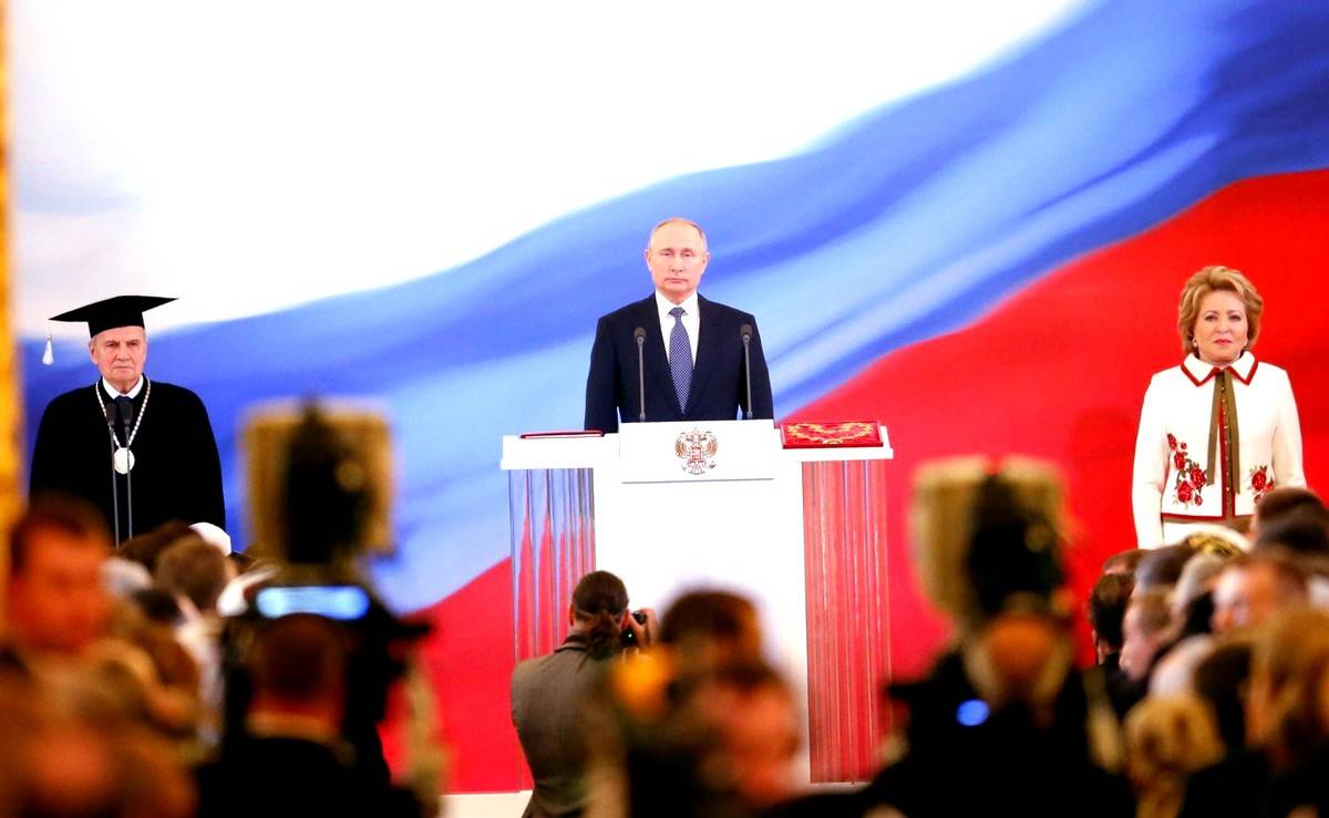 Россия совершает очередной разворот и отказывается от статуса региональной державы