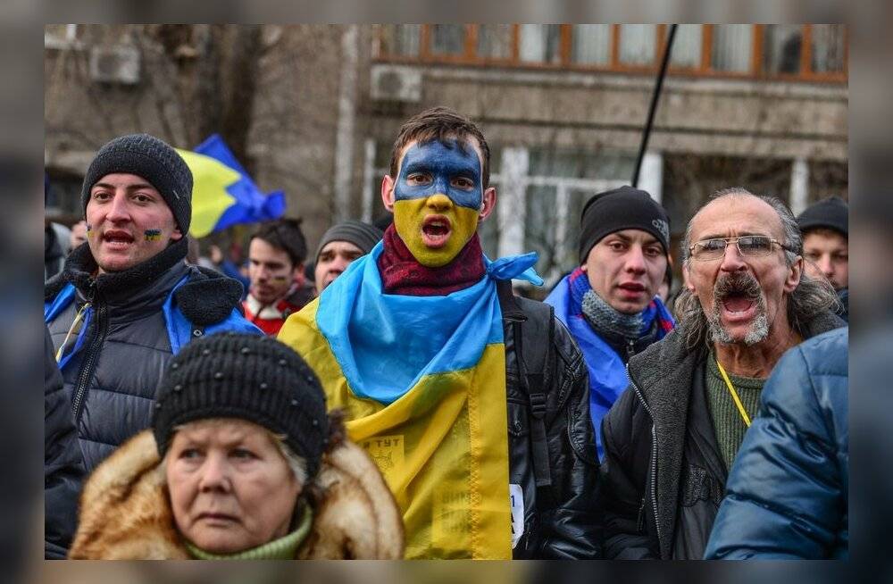 В России пояснили, почему Запад не даст Украине встать с колен
