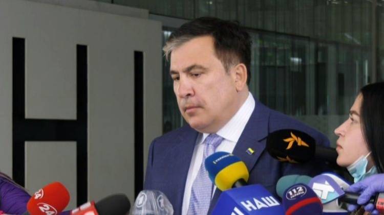 Саакашвили: В случае закрытия телеканалов война на Донбассе усилится
