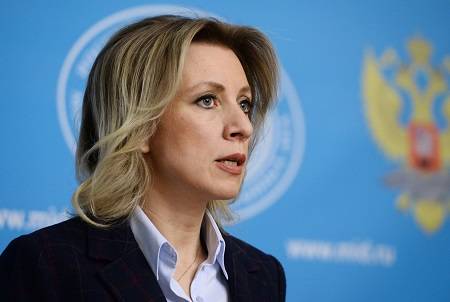 Мария Захарова оценила ситуацию с Конституцией Украины